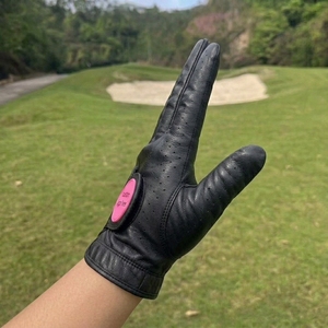 Gant de golf OEM en cuir PU, logo personnalisé, adhérence douce, respirant, léger, perforé, marque privée, faible MOQ, main gauche, sport, sur mesure - Product Image 4