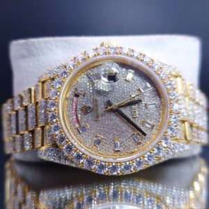 นาฬิกาคุณภาพสูงแบบ Bustdown ประดับเพชร Moissanite VVS ระดับหรูหรา ระบบอัตโนมัติ - Product Image 1