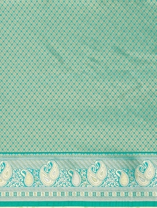 KV <b>Green</b> <b>Silk</b> Woven Saree With Unstitched Blouse - Product Image 5