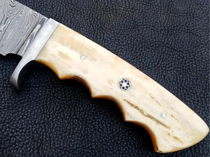 Cuchillo de Caza de Acero de Damasco Forjado a Mano OEM con Mango de Cuerno y Hoja de Punta Caída, Grado Industrial para Supervivencia y Camping al Aire Libre - Product Image 5