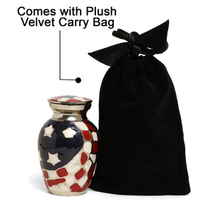 Pequeñas urnas de latón duradero para recuerdos con la bandera estadounidense en relieve, juego de 4 |   Recipientes Conmemorativos de Metal para Cenizas Funerarias, para Restos Humanos - Product Image 6