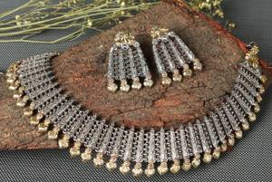 Conjunto de Joyería Bohemia de Latón Plateado en Plata Antigua para Mujer, con Aretes y Collar, para Compromiso, Boda o Aniversario - Product Image 3