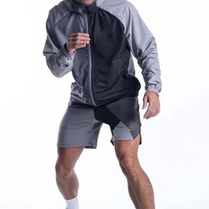 ชุดเซ็ตเสื้อฮู้ดดี้และกางเกงขาสั้นพรีเมียม ผ้าไนลอนกันลม ไซส์พลัส พิมพ์ลายกราฟิกได้ตามต้องการ น้ำหนักเบา สไตล์สตรีทแวร์ ขายส่ง - Product Image 5