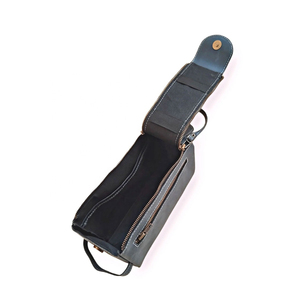 Leather <b>Toiletry</b> Bag Rectangle Portable Minimalist Design Brass Zipper Bathroom Use <b>Storage</b> Bag for <b>Toiletries</b> - Product Image 3