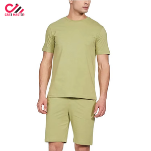 ชุดเซ็ตเสื้อยืดและกางเกงขาสั้นสองชิ้นสำหรับผู้ชาย สไตล์สตรีทแวร์ ชุดฤดูร้อน เสื้อยืดและกางเกงขาสั้นแบบยูนิเซ็กซ์ ระบายอากาศได้ดี ชุดฤดูร้อนแบบสั่งทำได้ - Product Image 1