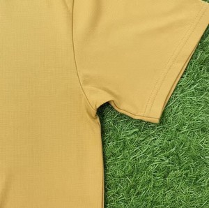 เสื้อยืดแขนสั้นผู้ชายทรงหลวม 300 กรัม พิมพ์โลโก้ตามสั่ง สำหรับฤดูใบไม้ผลิและฤดูร้อน สีตามสั่ง ผ้าฝ้าย 100% - Product Image 4