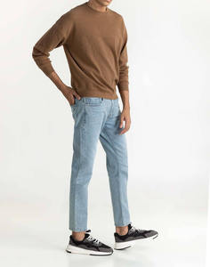 Suéter de Punto Personalizado con Logotipo del Fabricante OEM para Hombre, Cuello Redondo, Corte Holgado, Manga Larga, Invierno - Product Image 5