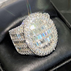 Bague de fiançailles et de mariage pour homme en argent sterling 925, sertie de moissanite taille baguette et taille ronde, style hip-hop, bijou de déclaration - Product Image 4