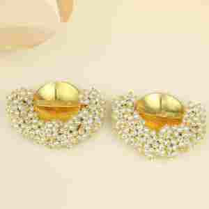 Pendientes de Lujo Anokhi con Perlas y Trabajo Guthai, Plata 925 Chapada en Oro, Hechos a Mano, de Diseño para Mujer - Product Image 3