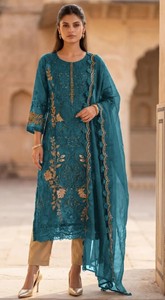 Salwar Kameez de Seda Semi-Cosido con Bordado y Lentejuelas, Estilo Moderno para Bodas, Fiestas y Diwali - Product Image 3