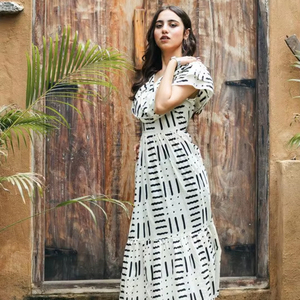 ชุดเดรสลำลองน่ารักทันสมัยสำหรับผู้หญิง สวมใส่สบาย ทรงแม็กซี่/มิดิ เหมาะสำหรับใส่ไปงานปาร์ตี้ริมชายหาด - Product Image 1