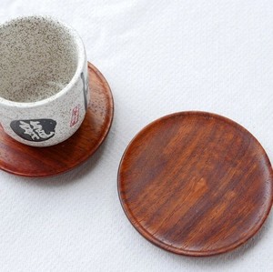 Sous-verre en bois de conception nouvelle, fait main, écologique, personnalisable, style campagnard, logo personnalisé, pour la maison, le restaurant, le mariage, la table à manger - Product Image 1