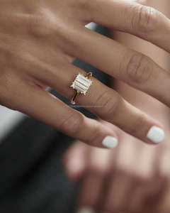 Diamant de laboratoire émeraude de haute qualité en or jaune/rose/blanc 14 carats certifié IGI, design élégant pour la vie quotidienne, cadeau de mariage - Product Image 2