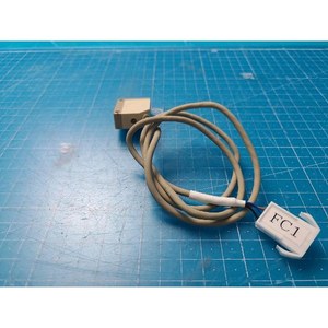 Capteur photoélectrique SUNX CX-PRVM3, utilisé comme pièce détachée pour équipement semi-conducteur d'occasion - Product Image 1