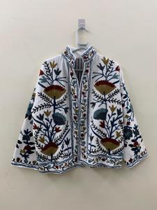Veste en velours bohème pour l'hiver, broderie Suzani, veste en velours bohème de haute qualité, nouvelle collection, faite à la main, motif floral - Product Image 4