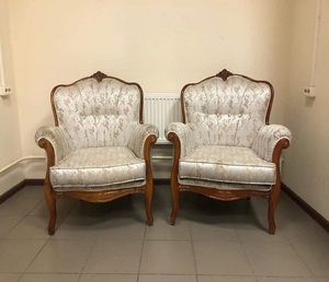 Ensemble de canapés et fauteuils en bois modernes pour salon, sièges spacieux, construction durable et apparence élégante pour l'ameublement de la maison - Product Image 2