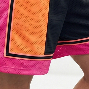 Shorts de basket-ball en mesh pour femmes, vêtements de sport personnalisés pour équipe, shorts en mesh pour femmes, shorts de course en mesh pour femmes - Product Image 3