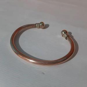 Ensemble bague et bracelet magnétique en alliage de cuivre rouge brossé, style rétro antique, très vendu à l'international, par Metal Craft - Product Image 5