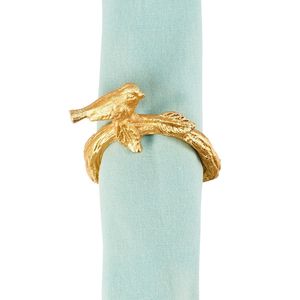 Minimalist Metal Napkin Ring Perfect For Everyday Dining Use With Smooth <b>Edges</b> And Polished Surface Finish - Product Image 1