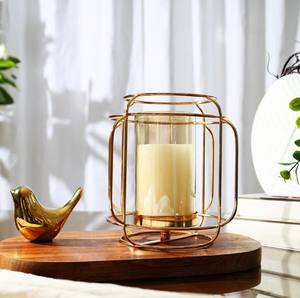 Portavelas de alambre metálico dorado con campana de cristal, jaula vintage dorada, linterna para velas tipo huracán, decoración ecológica para el hogar - Product Image 1