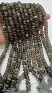 มูนสโตนสีเทาธรรมชาติทรงรอนเดลล์ขนาด 8 มม. ร้อยเป็นเส้นยาว 8 นิ้ว - Product Image 2