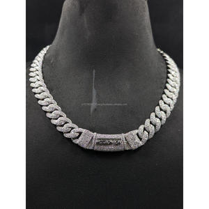 Cadena Cubana Hip Hop Personalizada con Cierre NO MOTION, Diamantes Moissanite VVS en Plata de Ley 925 por Trisha Jewels - Product Image 1