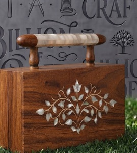 17. Sac à bandoulière de gala haut de gamme en bois avec logo personnalisé, incrustation de nacre et mosaïque de coquillages lourds - Product Image 2