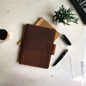Factory Wholesale Direct High Quality Soft <b>Leather</b> Cover <b>Refillable</b> Journal With Pen Loop Customized Printing <b>Leather</b> Bookcover - Product Image 1