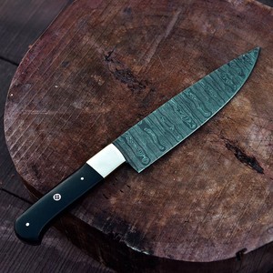 Cuchillo de Chef Moderno Hecho a Mano, Extra Afilado, Hoja de Acero de Damasco Forjado de 8 Pulgadas de Largo, Ambidiestro, 3.0 mm, Horn - Product Image 5