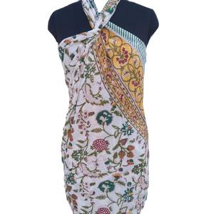 Pareo Sarong Floral de Algodón Reversible con Estampado a Mano, Ecológico, Hermoso y Sexy para la Playa, Venta al por Mayor - Product Image 6