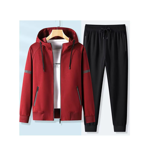 Servicios OEM, Trajes Deportivos para Hombre, Diseño y Logotipo Personalizados, Trajes Deportivos 100% Poliéster, Precio Económico - Product Image 3