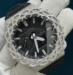 นาฬิกา Thorn Crown Iced Out Moissanite สไตล์ฮิปฮอป ประดับเพชรหรูหรา หน้าปัดสีดำ - Product Image 1