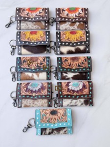 Wholesale Cowhide Fur Leather <b>Wristlet</b> Coin Purse for Women New Hand Tooled Carving Multi-Use Mini Wallet Western Style Gift - Product Image 5