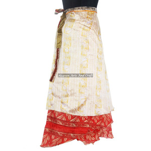 Sarong réversible en soie vintage fait main, jupe longue enveloppante, robe tube, 2 couches, en soie magique réversible, style sari - Product Image 1