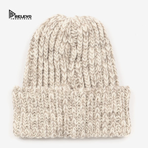 Bonnets brodés personnalisés par le fabricant, vente en gros de bonnets tricotés, service OEM professionnel, production de casquettes à haute capacité - Product Image 2