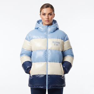 Abrigo de invierno acolchado de dos tonos con capucha para mujer, chaqueta tipo puffer ajustada, cálida, para exteriores, venta al por mayor - Product Image 5
