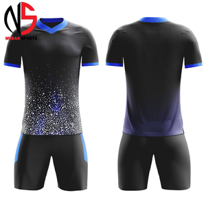 Maillots de football personnalisables style 2026 – Nouveaux designs, impression par sublimation, haute qualité, pour adultes, manches courtes - Product Image 1