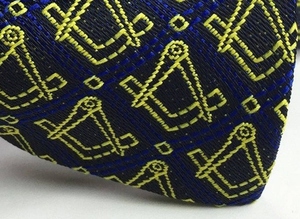 Vente en gros de nœuds papillon maçonniques personnalisés en soie bleue avec motif carré et boussole, accessoires formels de luxe pour hommes - Product Image 2