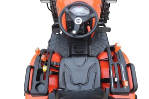 CE certificado 26 HP Mitsubishi motor Mini Tractor para Europa 4WD rueda Tractor ACE VEER 3000 - Product Image 6