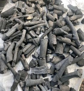 Carbón Vegetal Negro en Trozos, Combustible Natural para Asados al Aire Libre, Hecho en Vietnam - Product Image 6