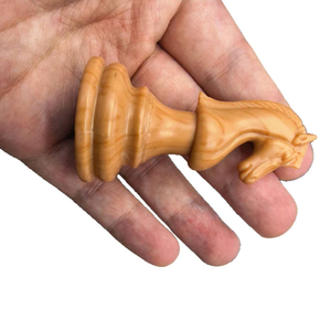Juego de Ajedrez Internacional Lid-aBase, Piezas de Resina de Alta Gama, Tablero de Ajedrez Doble Rey en Color Amarillo, Negro y Ébano, Digital - Product Image 3