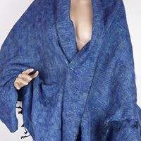 Écharpe longue rayée en acrylique solide pour femme, faite à la main au Népal, pour l'hiver et les températures froides, Asthamangal Gift & Craft, séchage rapide - Product Image 2