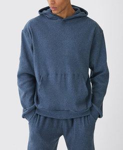 Conjunto Deportivo Personalizado 100% Algodón de Alta Calidad para Hombre, Chaqueta Corta, Pantalones Deportivos con Lavado Ácido, Bordado con Parches - Product Image 3