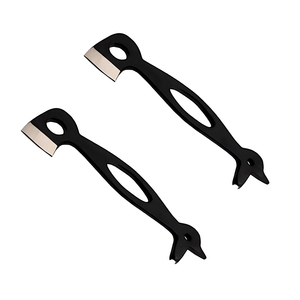 Ilfas Industries – Pince à sabots et coupe-crampons réutilisables, durables et écologiques pour l'entretien des sabots de cheval - Product Image 4