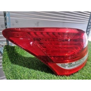 Luz Trasera Izquierda Usada Equus 924013N000 - Product Image 2