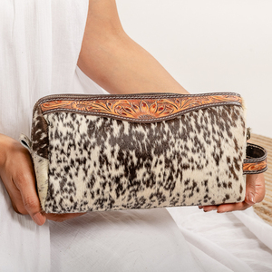 Bolsa de Aseo Colgante de Cuero Genuino con Diseño Floral Hecho a Mano para Mujer, Organizador de Maquillaje de Cuero Vacuno Estilo Western - Product Image 5