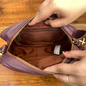 Bolso de hombro de mujer de cuero reciclado metálico con pelo de alta calidad, bolso cruzado de cuero colorido para mujer, bolsos de lujo a la moda - Product Image 6