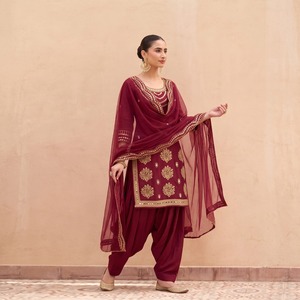 Salwar Kameez de créateur pour femme en soie britaline lourde et douce avec broderie miroir véritable – Achetez directement auprès du fournisseur au prix d'usine - Product Image 2