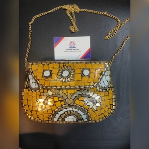 Bolso de Mano Tipo Clutch de Metal con Diseño de Mosaico Negro de Alta Calidad, Acabado en Latón Antiguo, Elegante, Festivo, con el Último Diseño - Product Image 6