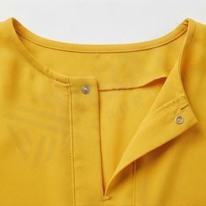 2025 OEM Kimono Abaya pour femmes musulmanes, en tissu polyester épais, doux et très extensible, col en V, manches longues, pour fêtes, Ramadan, mariages - Product Image 4